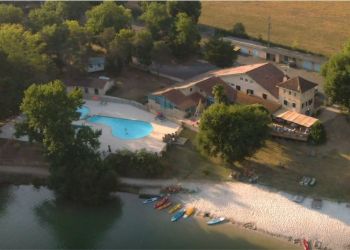 CAMPING WAKA LODGE