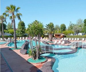CAMPING LES SALISSES